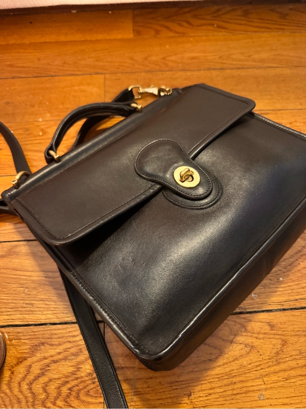 Vintage Coach Willis Crossbody Bag Black 9927 USA made - Picture 3 of 9